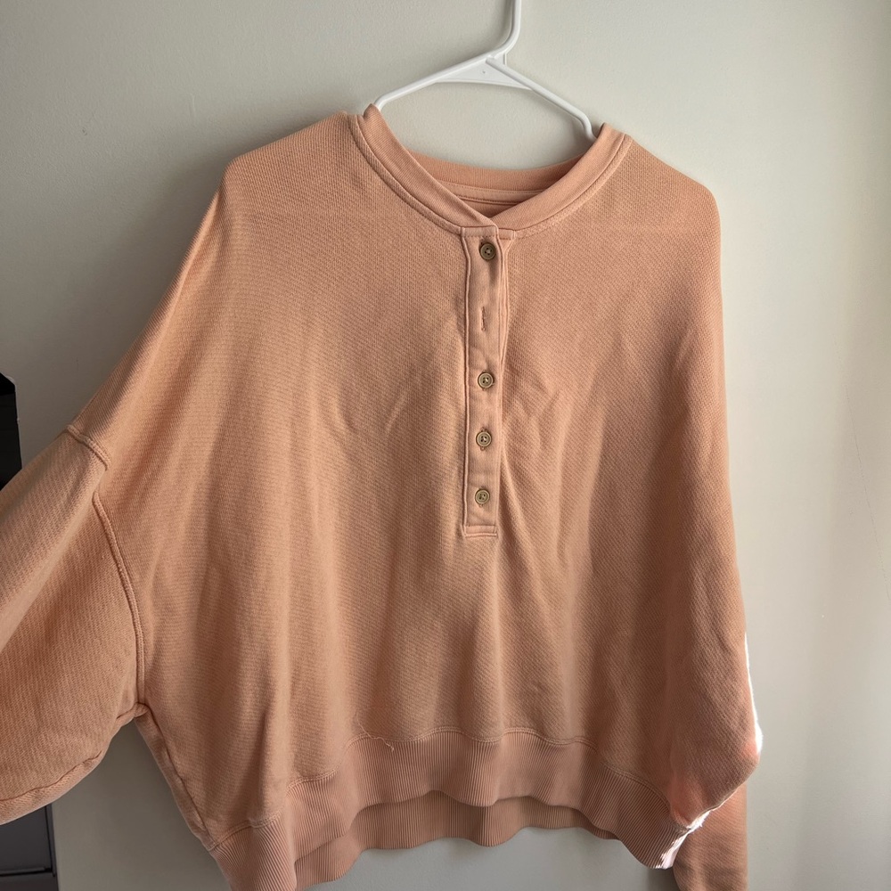 American Eagle Outfitters Coral Knit Top